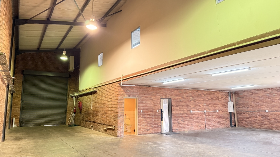 To Let commercial Property for Rent in Rooihuiskraal Gauteng