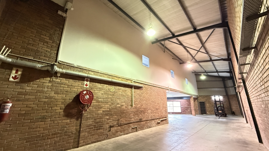 To Let commercial Property for Rent in Rooihuiskraal Gauteng