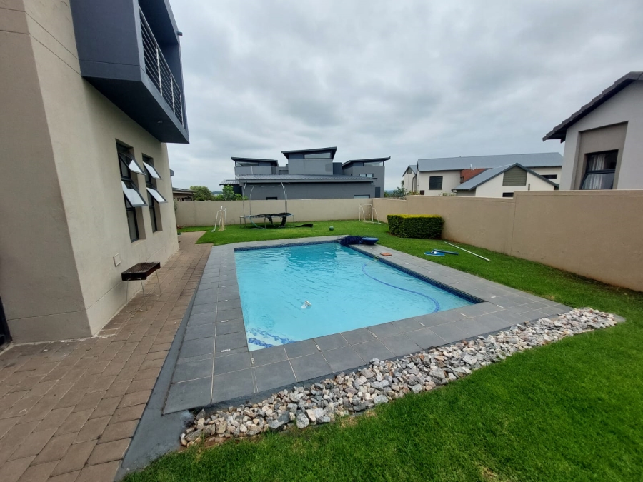 To Let 4 Bedroom Property for Rent in Copperleaf Estate Gauteng