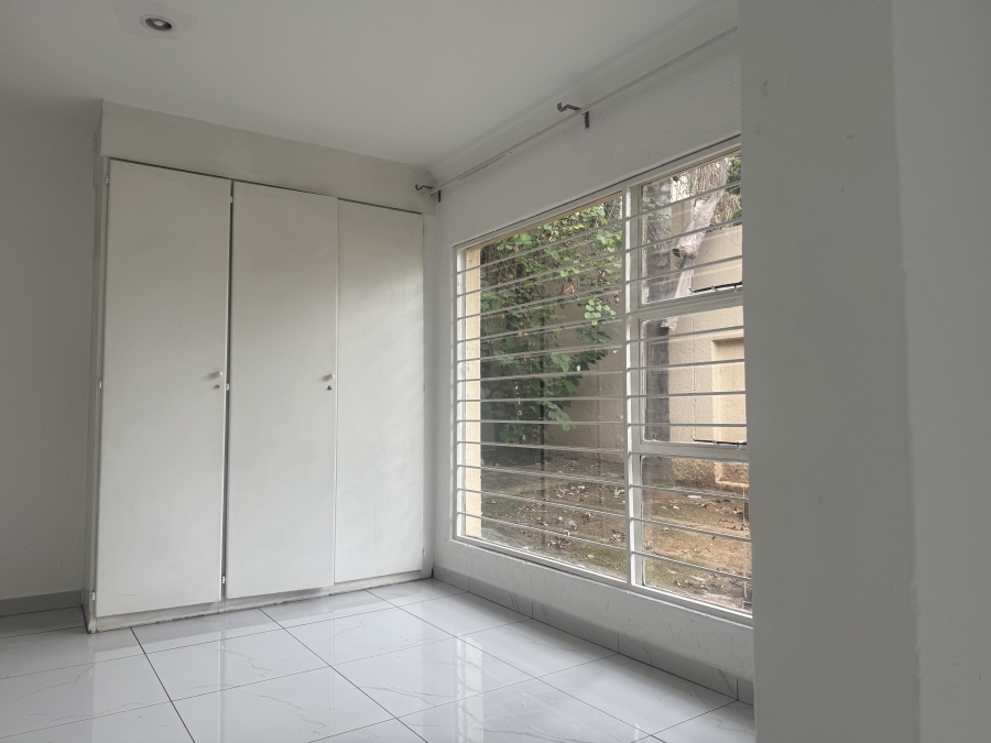 To Let 3 Bedroom Property for Rent in River Club Gauteng