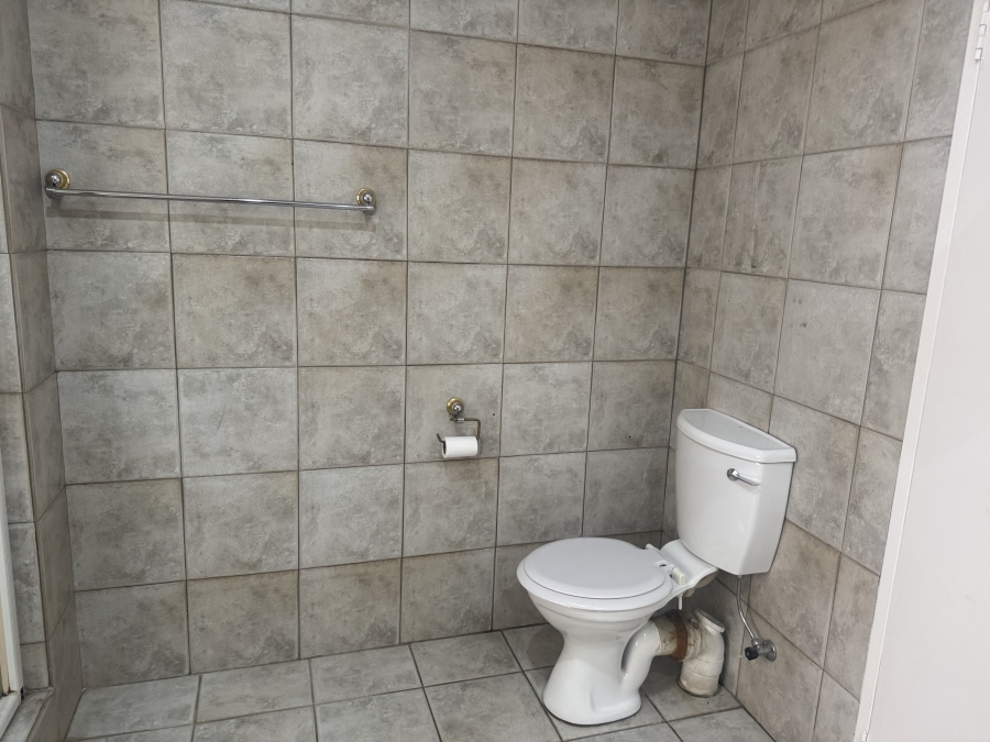 To Let 3 Bedroom Property for Rent in River Club Gauteng