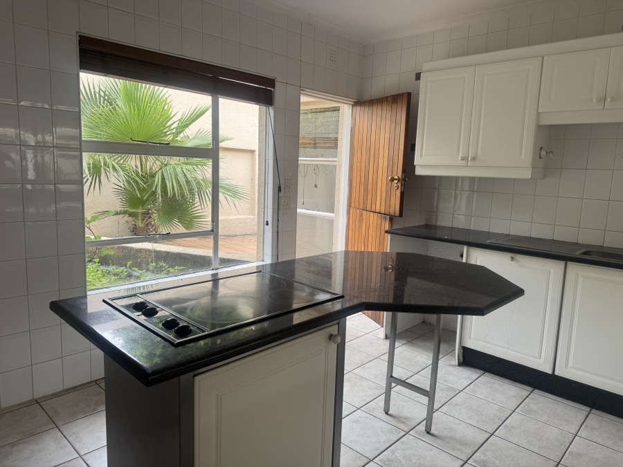 To Let 3 Bedroom Property for Rent in River Club Gauteng