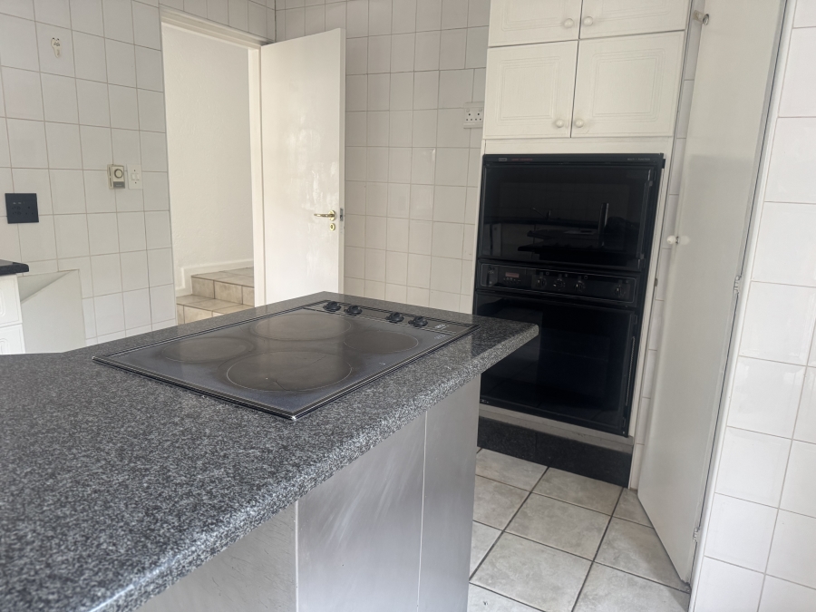 To Let 3 Bedroom Property for Rent in River Club Gauteng