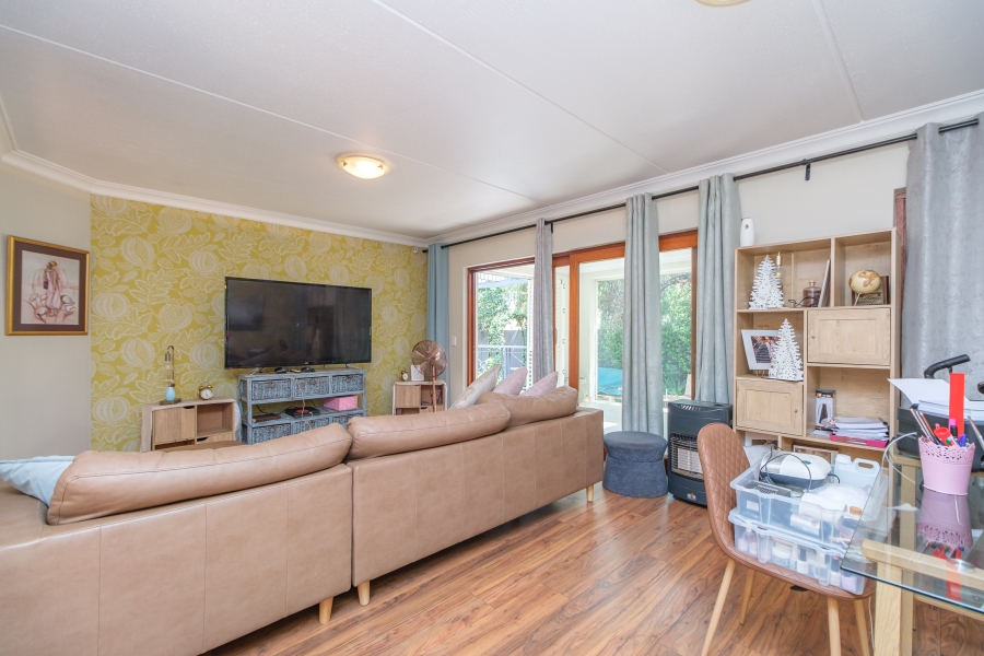 3 Bedroom Property for Sale in Beverley Gauteng