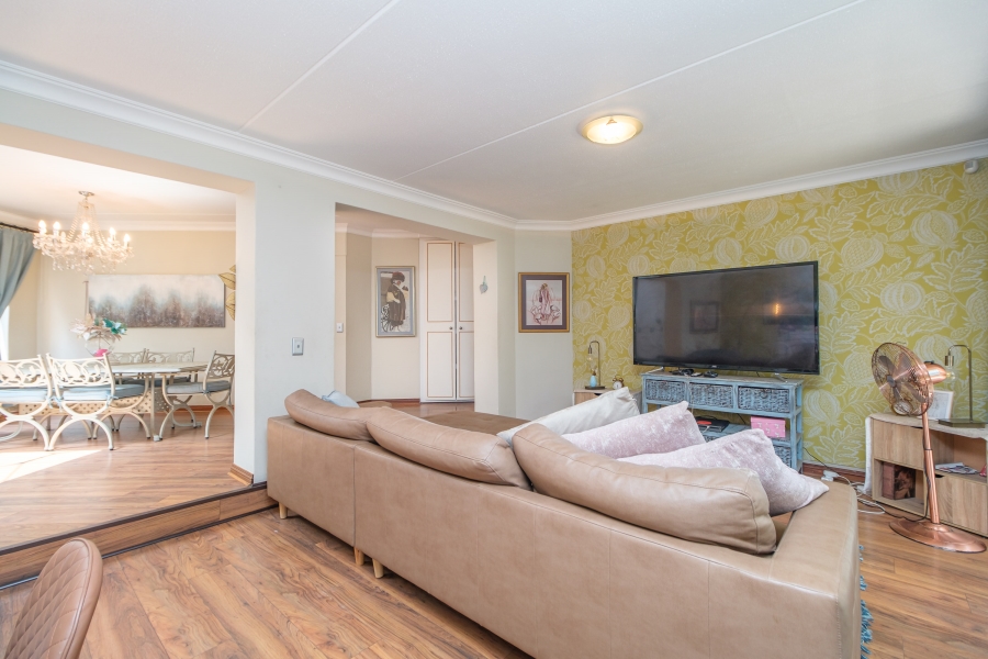 3 Bedroom Property for Sale in Beverley Gauteng