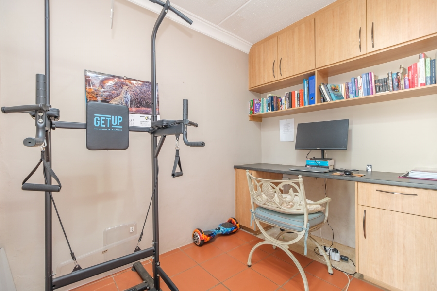 3 Bedroom Property for Sale in Beverley Gauteng