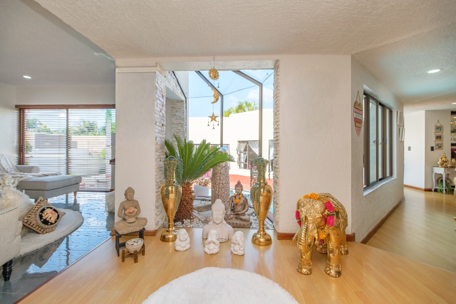 4 Bedroom Property for Sale in Little Falls Gauteng