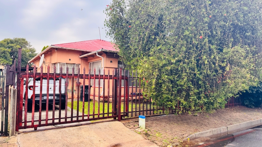 3 Bedroom Property for Sale in Brakpan Central Gauteng