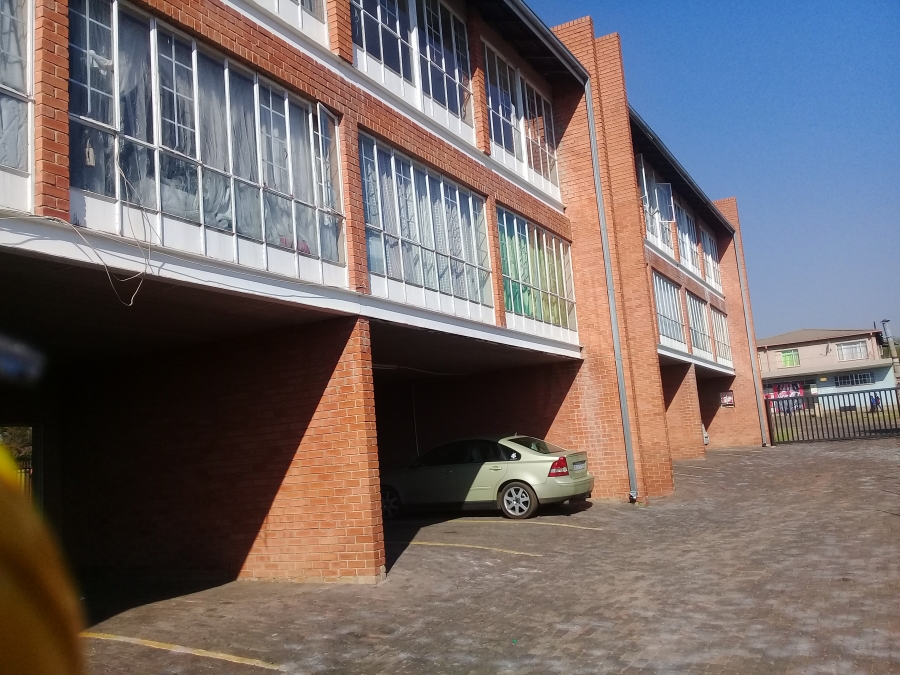 1 Bedroom Property for Sale in Cresslawn Gauteng