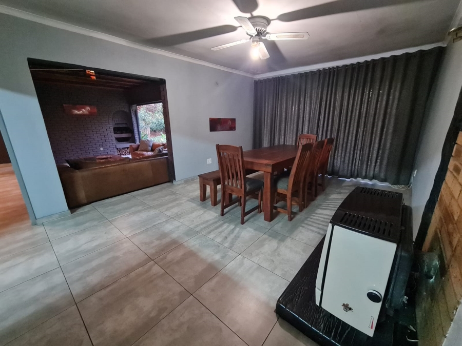 4 Bedroom Property for Sale in Sonneveld Gauteng