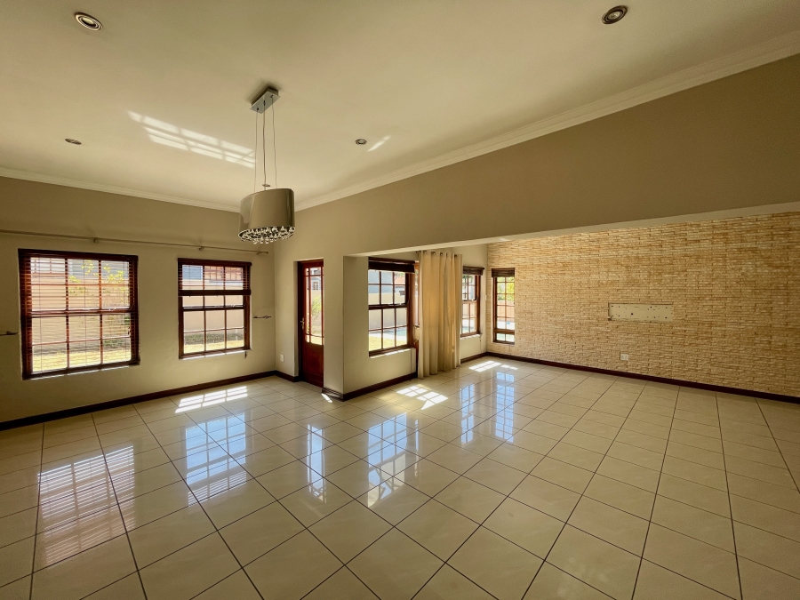 3 Bedroom Property for Sale in Kyalami Gauteng