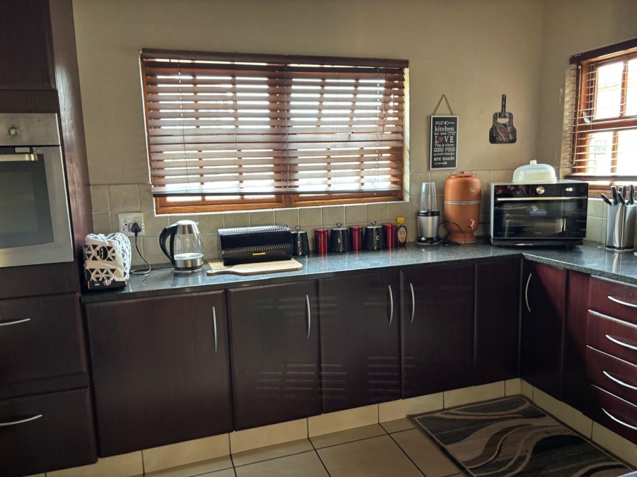 3 Bedroom Property for Sale in Kyalami Gauteng