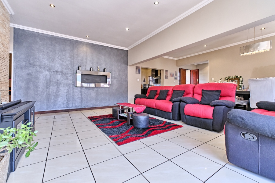 3 Bedroom Property for Sale in Kyalami Gauteng