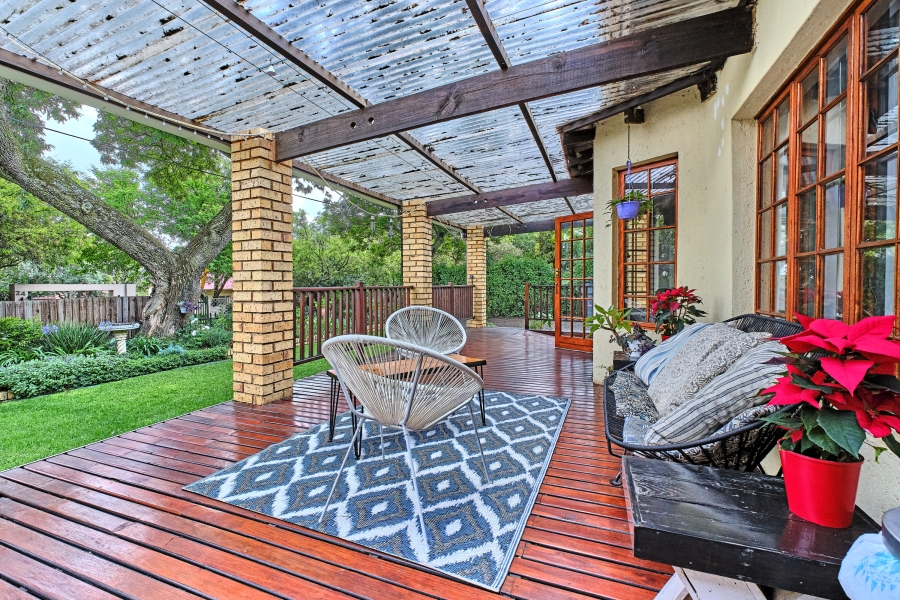 4 Bedroom Property for Sale in Lakeside Gauteng