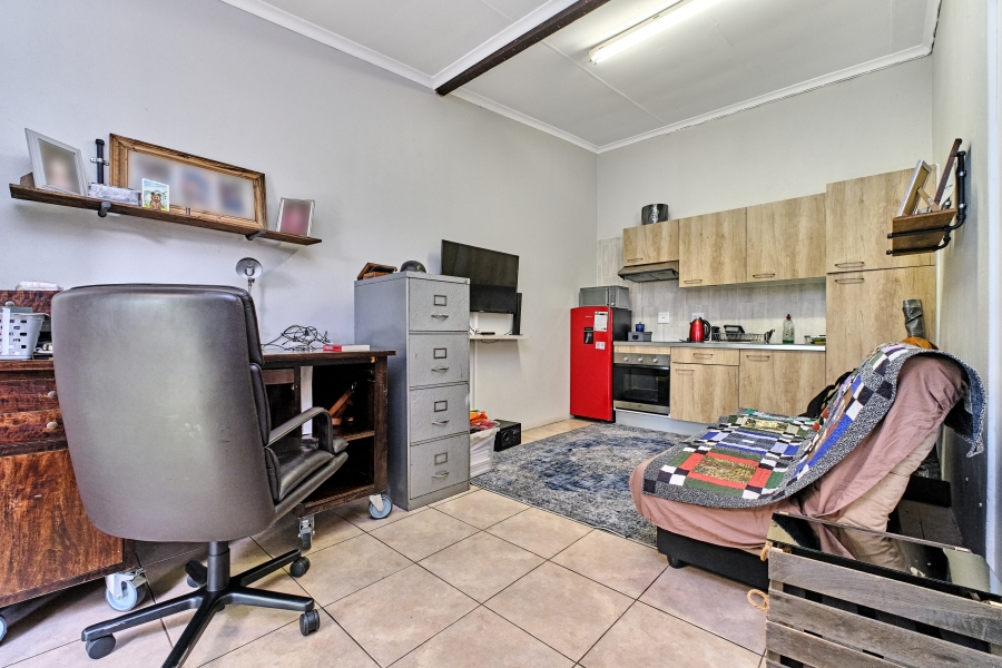 4 Bedroom Property for Sale in Lakeside Gauteng