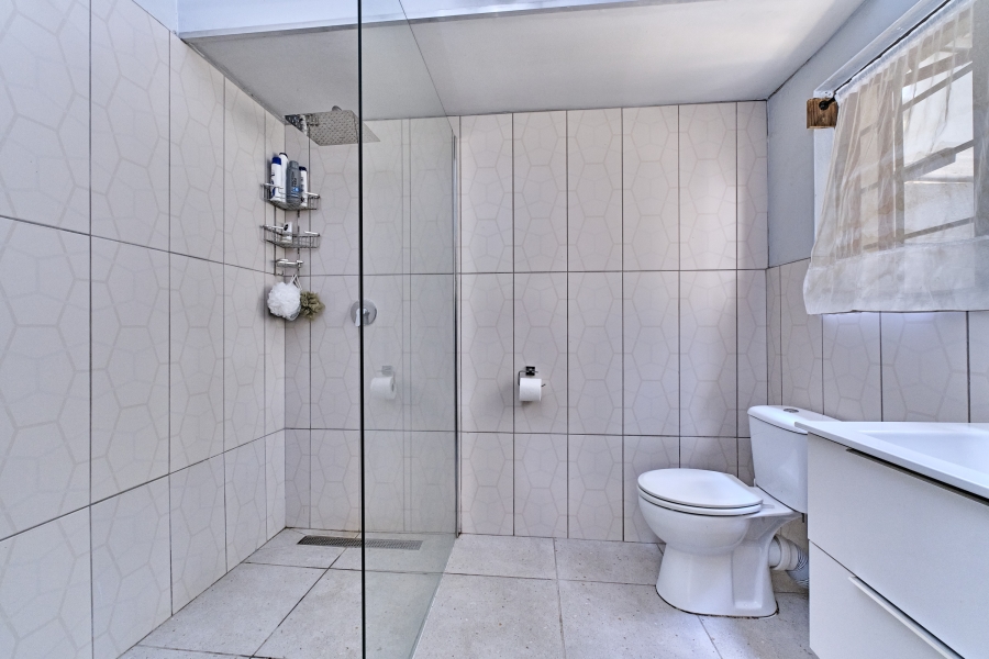 4 Bedroom Property for Sale in Lakeside Gauteng