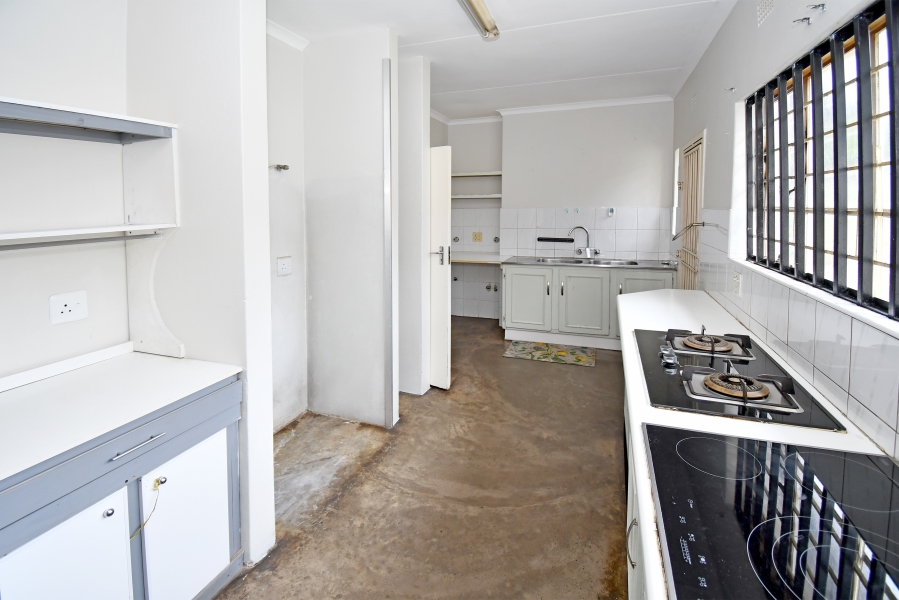 To Let 4 Bedroom Property for Rent in Woodmead Gauteng