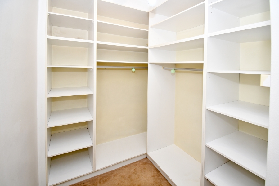 To Let 4 Bedroom Property for Rent in Woodmead Gauteng