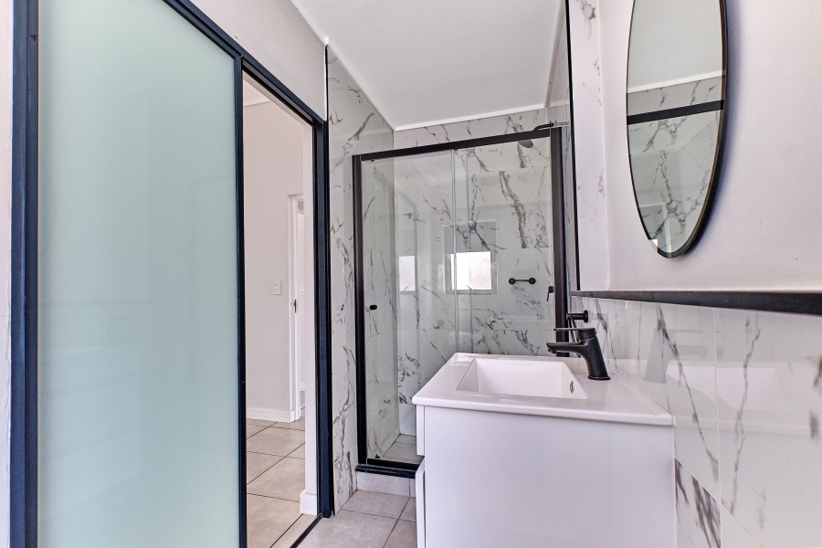 To Let 1 Bedroom Property for Rent in Waterfall Gauteng