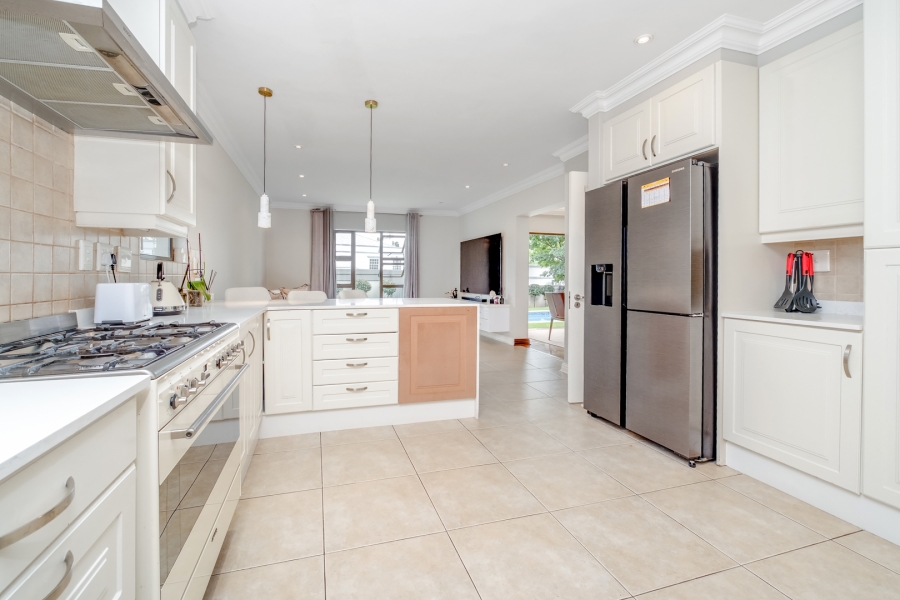 4 Bedroom Property for Sale in Morningside Gauteng