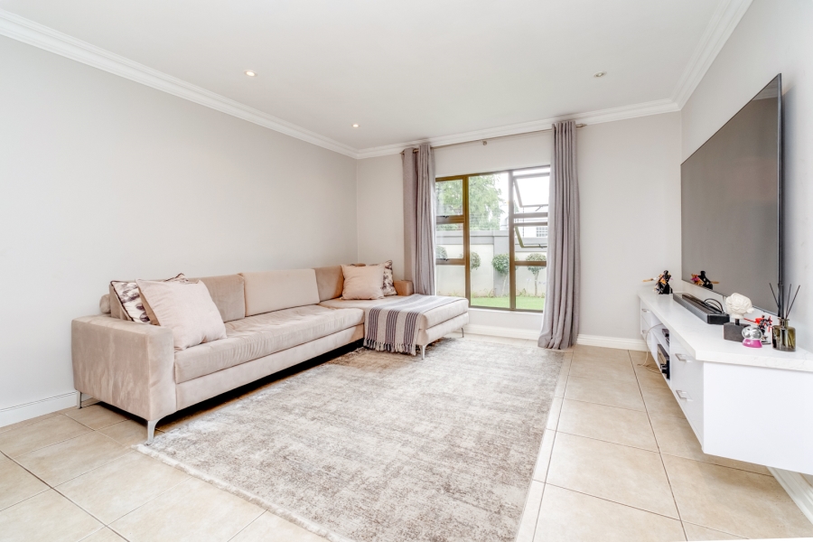 4 Bedroom Property for Sale in Morningside Gauteng