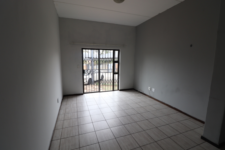 To Let 2 Bedroom Property for Rent in Birchleigh Gauteng