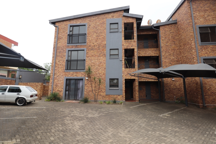 To Let 2 Bedroom Property for Rent in Birchleigh Gauteng