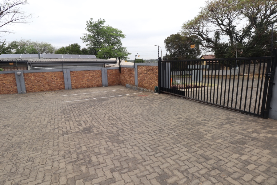 To Let 2 Bedroom Property for Rent in Birchleigh Gauteng