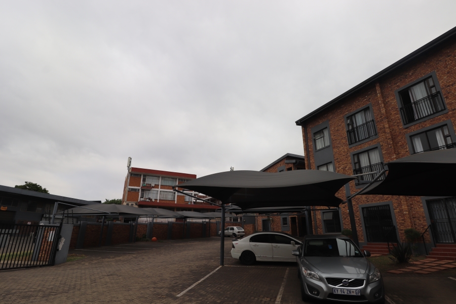 To Let 2 Bedroom Property for Rent in Birchleigh Gauteng