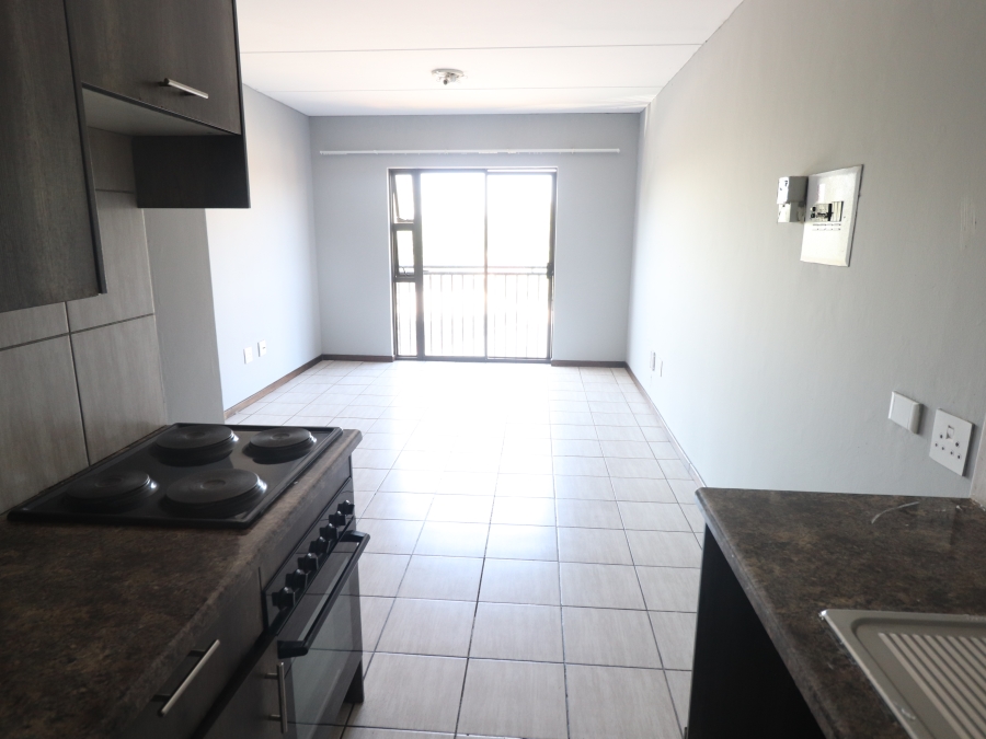 To Let 2 Bedroom Property for Rent in Birchleigh Gauteng