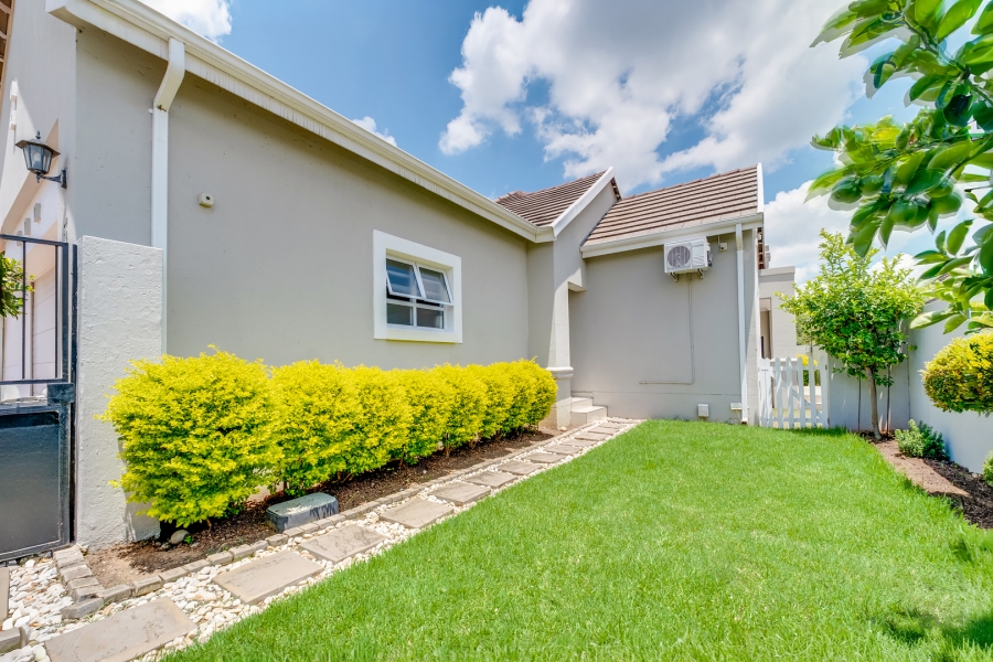 3 Bedroom Property for Sale in Broadacres Gauteng