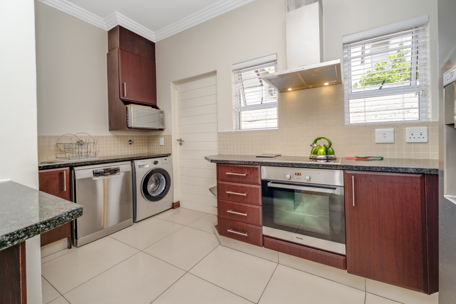 3 Bedroom Property for Sale in Broadacres Gauteng