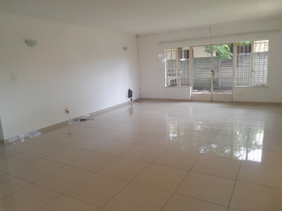 To Let 3 Bedroom Property for Rent in Brackendowns Gauteng
