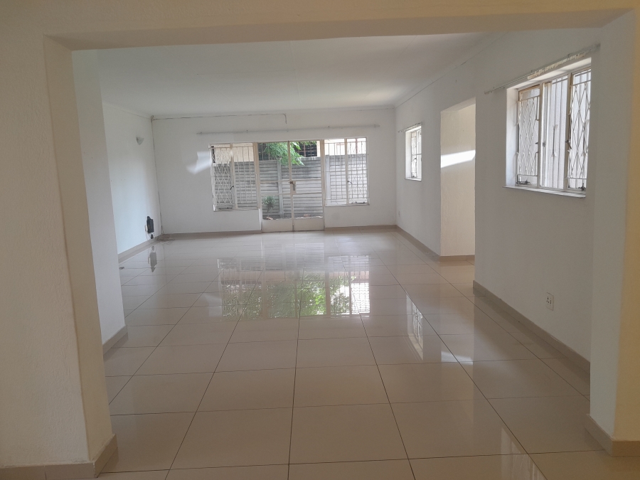 To Let 3 Bedroom Property for Rent in Brackendowns Gauteng