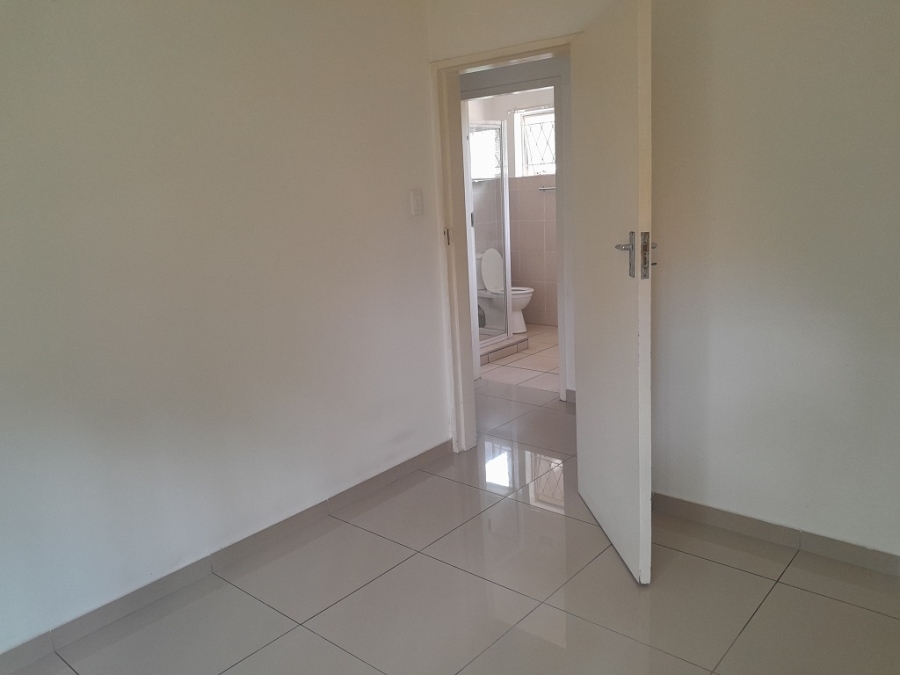 To Let 3 Bedroom Property for Rent in Brackendowns Gauteng