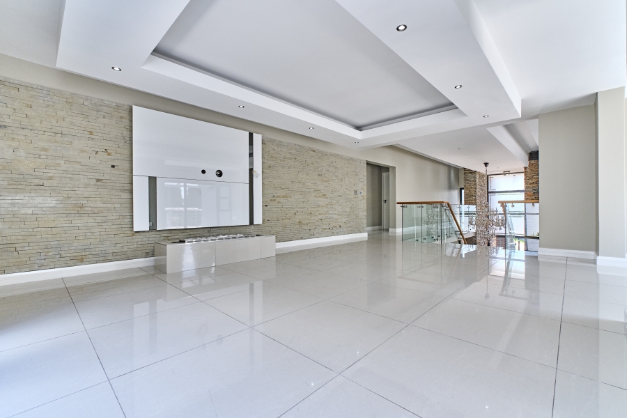 To Let 4 Bedroom Property for Rent in Waterfall Country Estate Gauteng