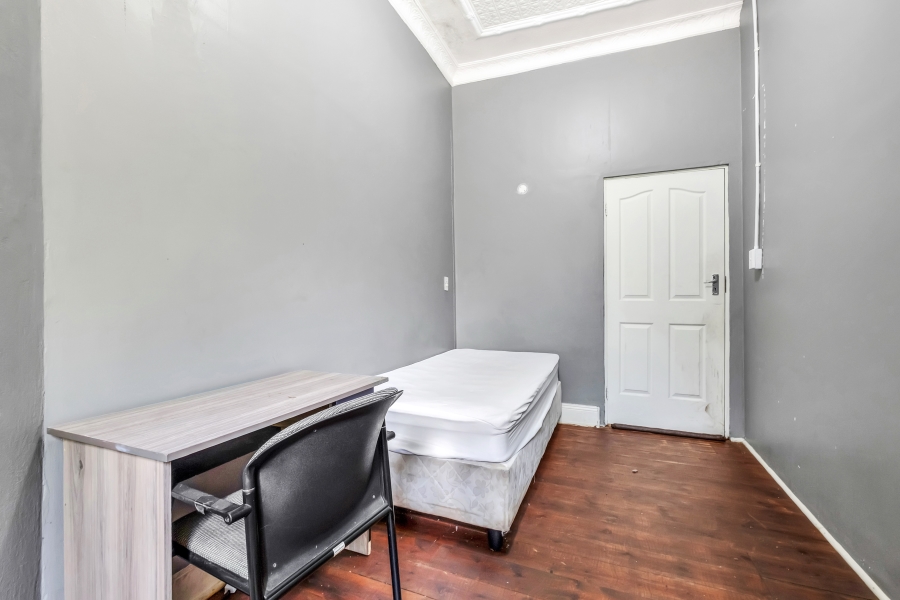 6 Bedroom Property for Sale in Auckland Park Gauteng