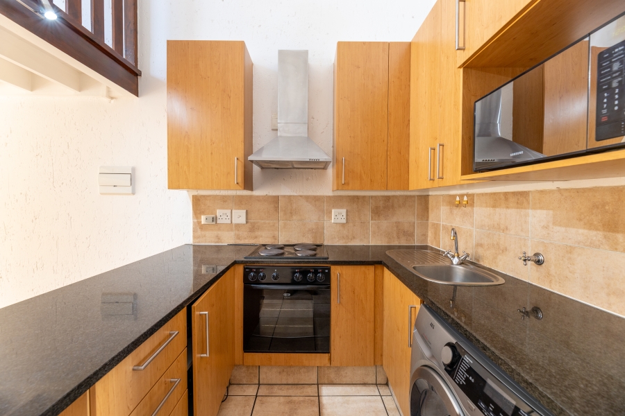 To Let 1 Bedroom Property for Rent in Lonehill Gauteng