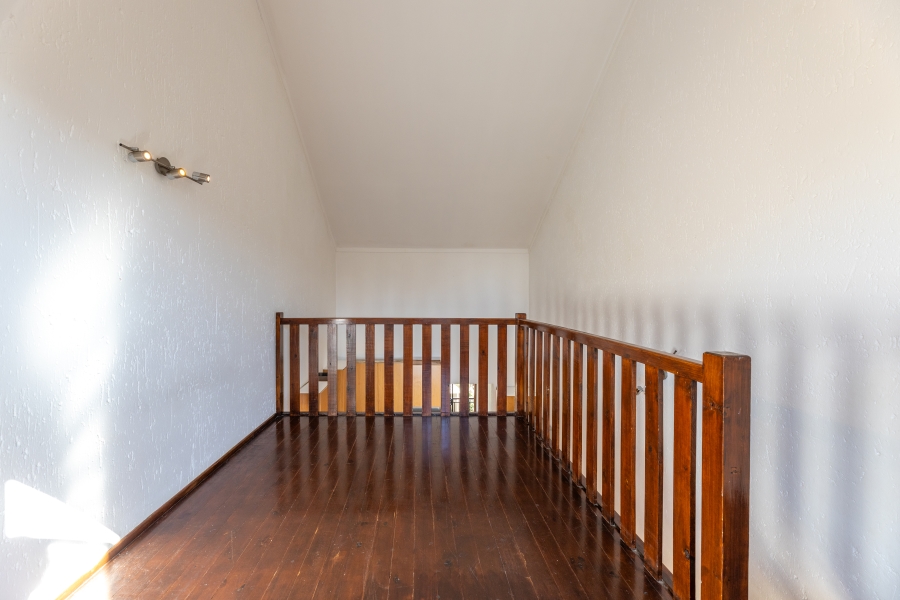 To Let 1 Bedroom Property for Rent in Lonehill Gauteng