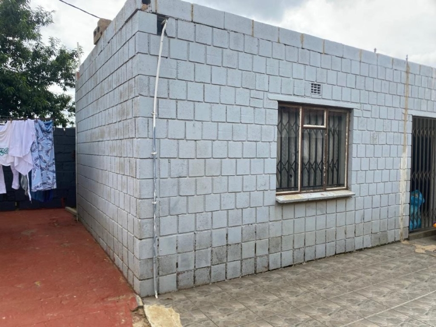 2 Bedroom Property for Sale in Tsakane Gauteng