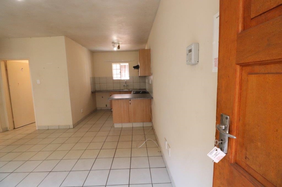 To Let 2 Bedroom Property for Rent in Kempton Park Central Gauteng