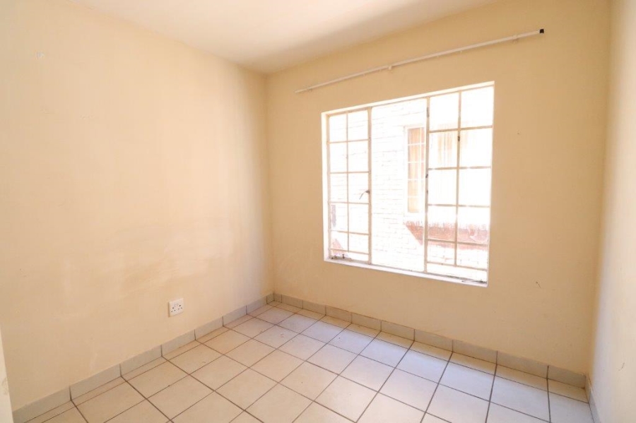 To Let 2 Bedroom Property for Rent in Kempton Park Central Gauteng