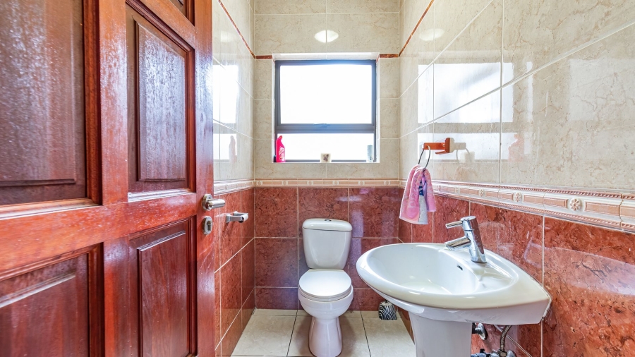 4 Bedroom Property for Sale in Savannah Hills Estate Gauteng