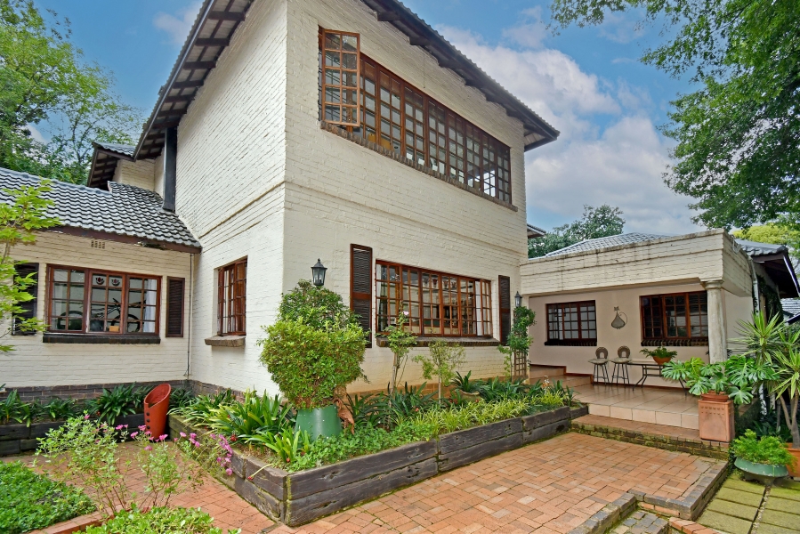 5 Bedroom Property for Sale in Craighall Park Gauteng