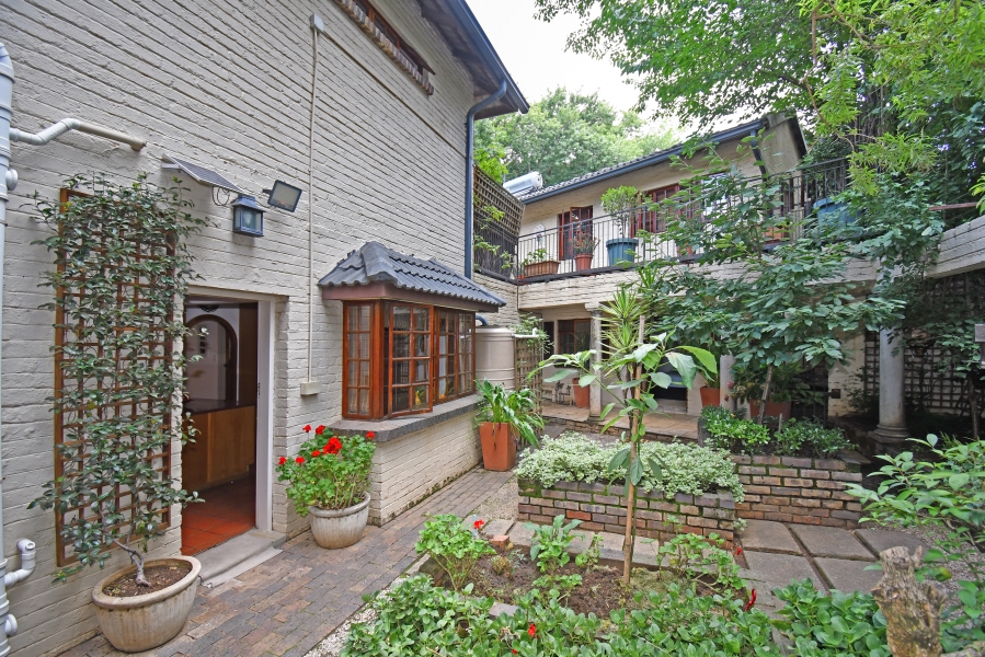 5 Bedroom Property for Sale in Craighall Park Gauteng