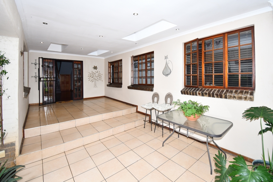 5 Bedroom Property for Sale in Craighall Park Gauteng