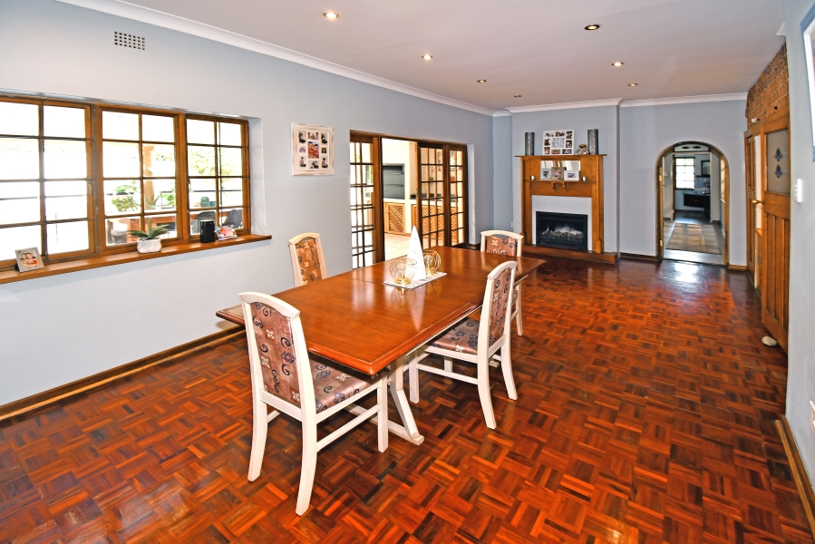 5 Bedroom Property for Sale in Craighall Park Gauteng