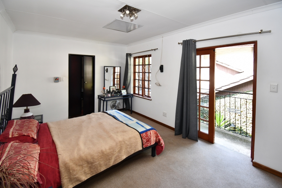 5 Bedroom Property for Sale in Craighall Park Gauteng