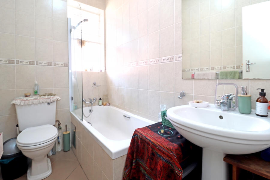 1 Bedroom Property for Sale in Blairgowrie Gauteng