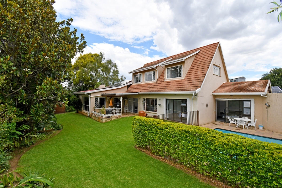 5 Bedroom Property for Sale in Fairmount Gauteng